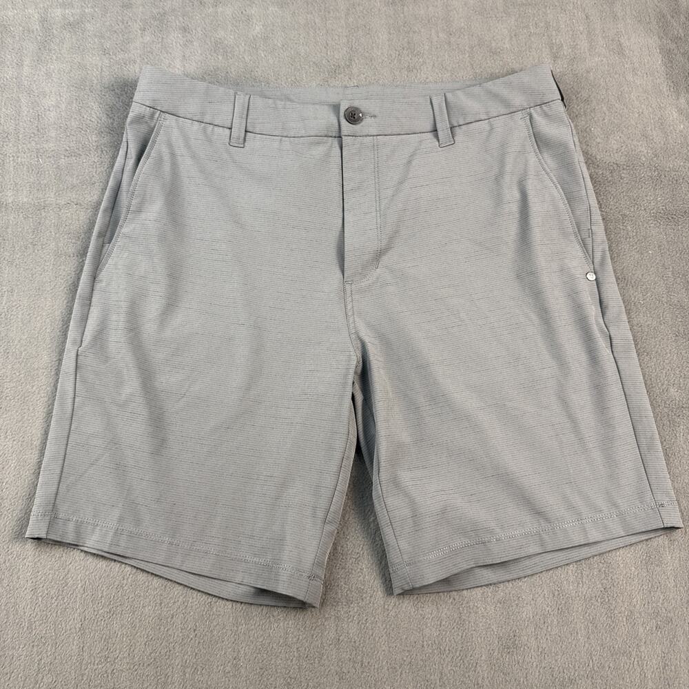 Vuori Shorts Mens 33 Charcoal Gray Preppy Performance